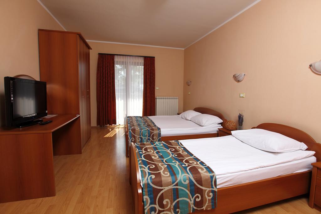 Bed And Breakfast Malovec Divaca Exterior photo