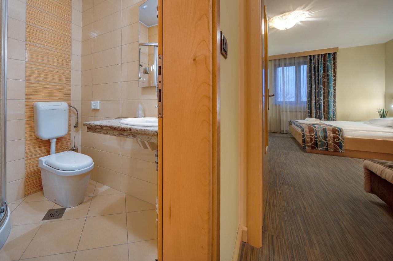 Bed And Breakfast Malovec Divaca Exterior photo